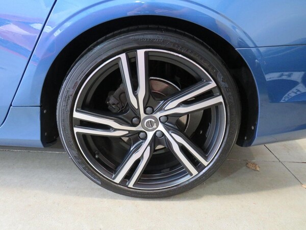 Used Volvo S90 2018 for sale - 75632849: Photo 9