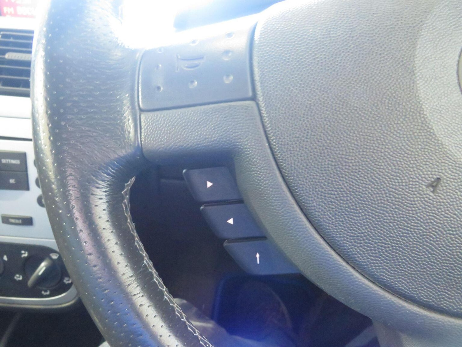 Used Vauxhall Corsa 2004 for sale - 76605801: Photo 20