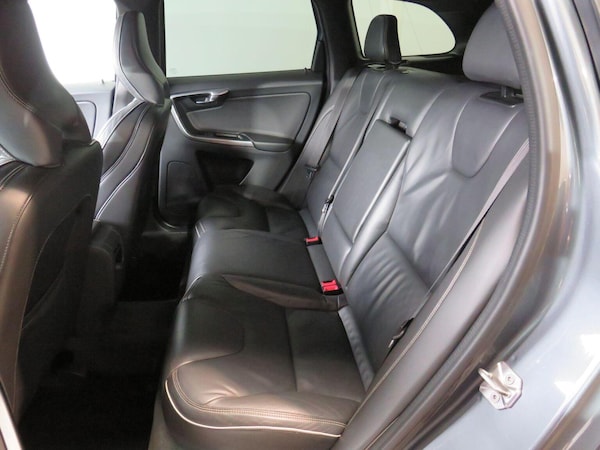 Used Volvo XC60 2017 for sale - 76334739: Photo 12