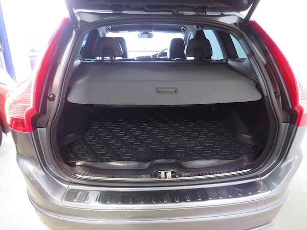 Used Volvo XC60 2017 for sale - 76334739: Photo 14