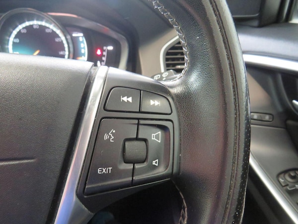 Used Volvo XC60 2017 for sale - 76334739: Photo 25