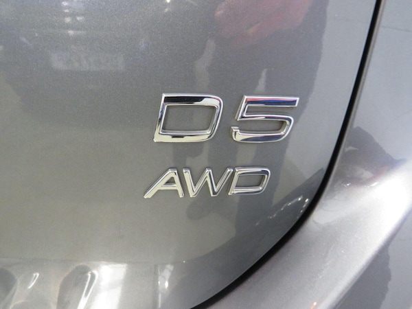 Used Volvo XC60 2017 for sale - 76334739: Photo 7