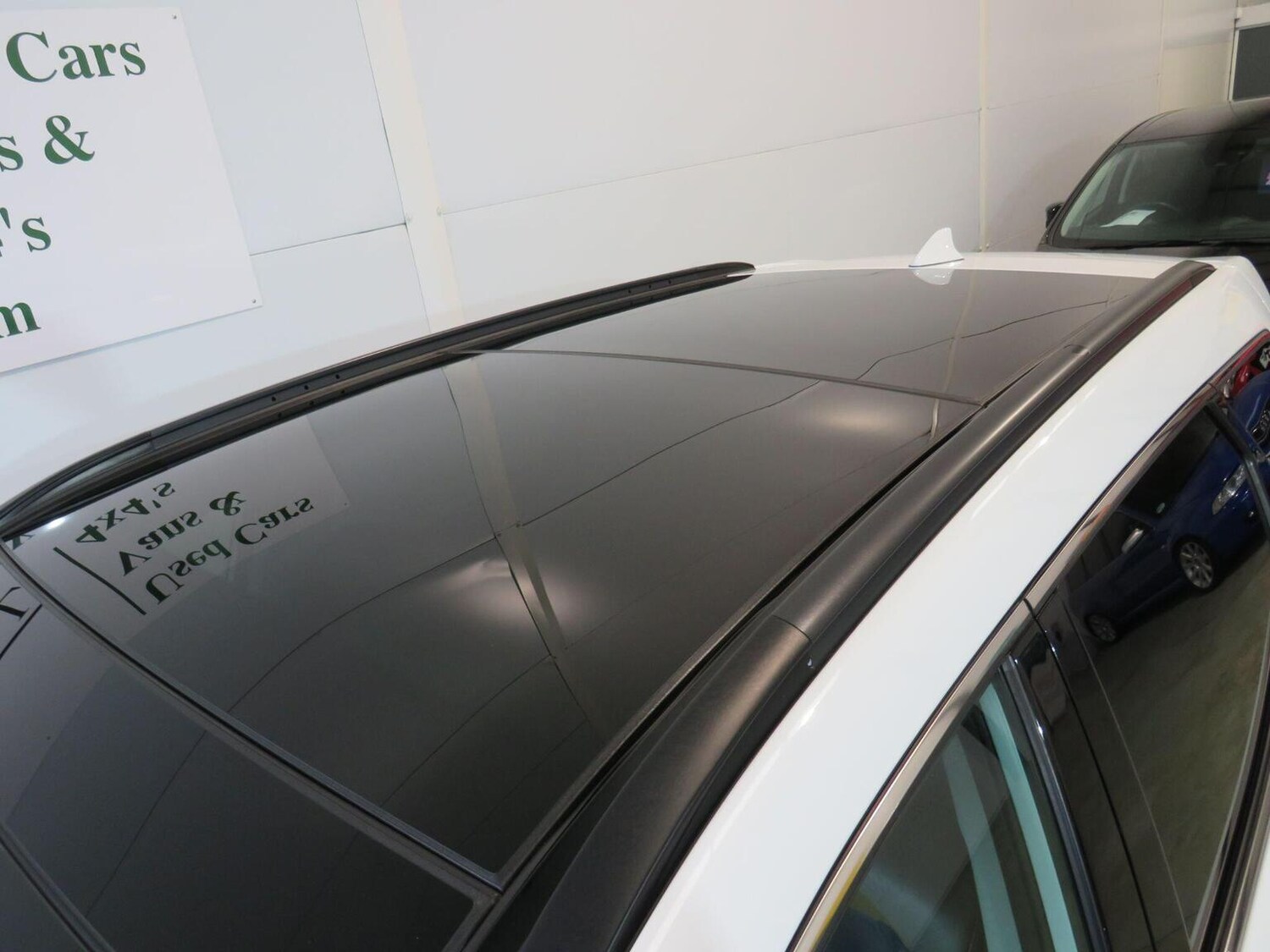 Used Hyundai Santa Fe 2016 for sale - 77851394: Photo 11