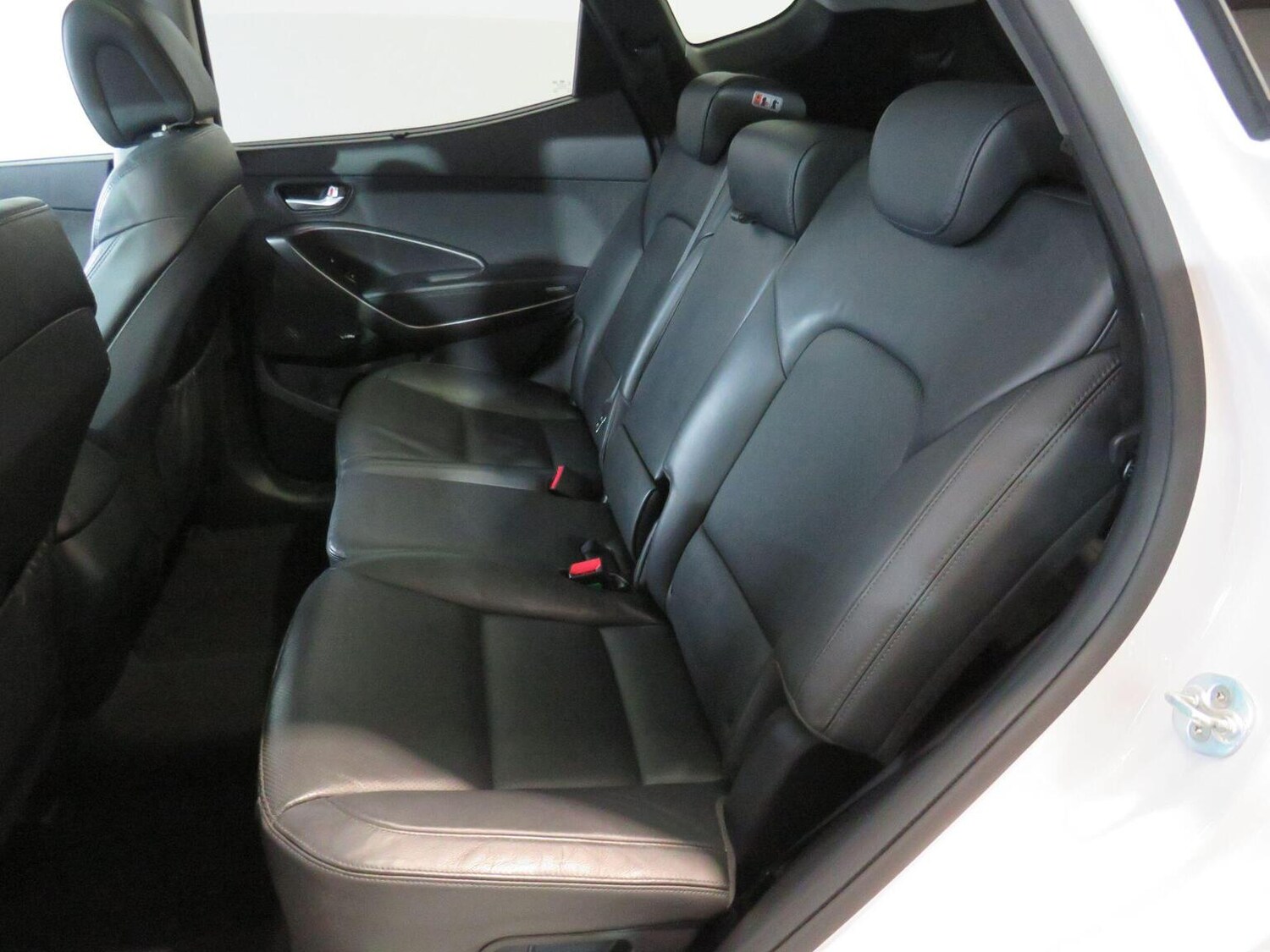 Used Hyundai Santa Fe 2016 for sale - 77851394: Photo 18