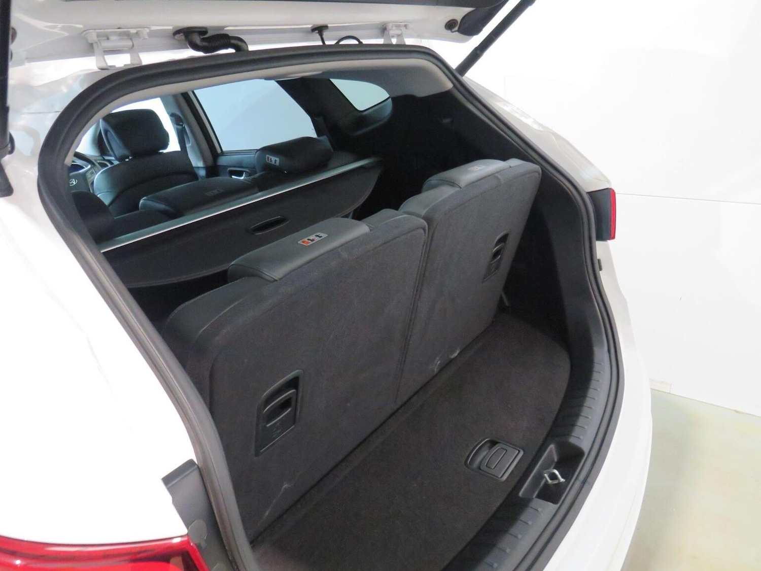 Used Hyundai Santa Fe 2016 for sale - 77851394: Photo 22