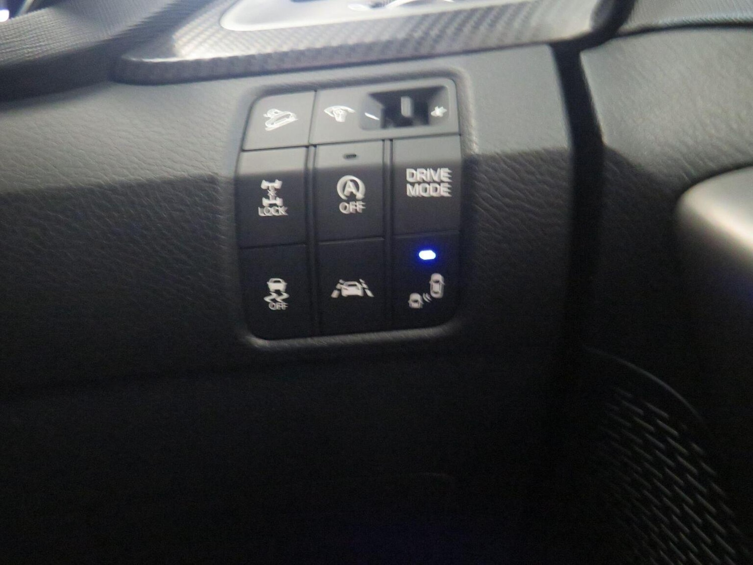 Used Hyundai Santa Fe 2016 for sale - 77851394: Photo 36