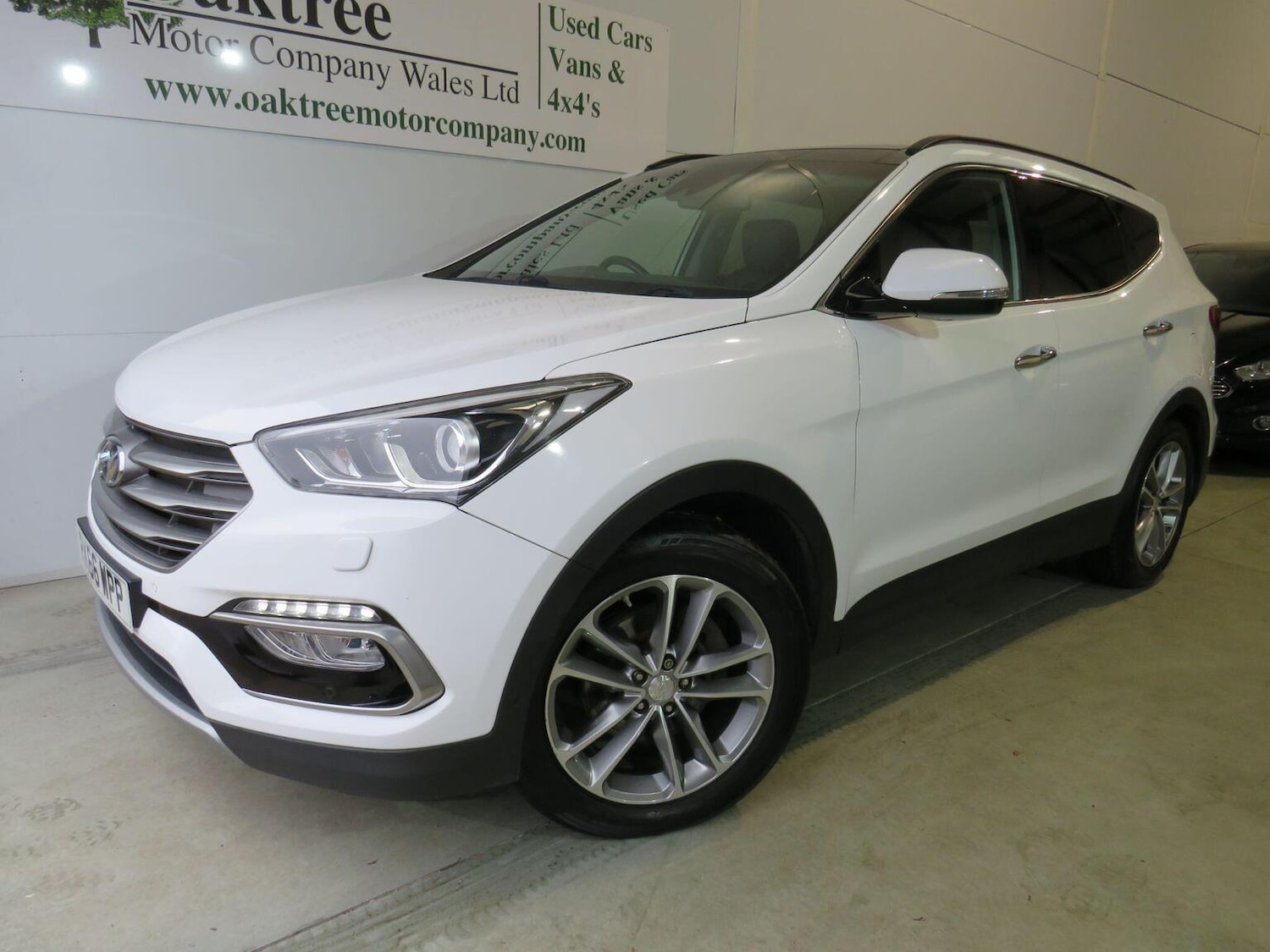 Used Hyundai Santa Fe 2016 for sale - 77851394: Photo 40