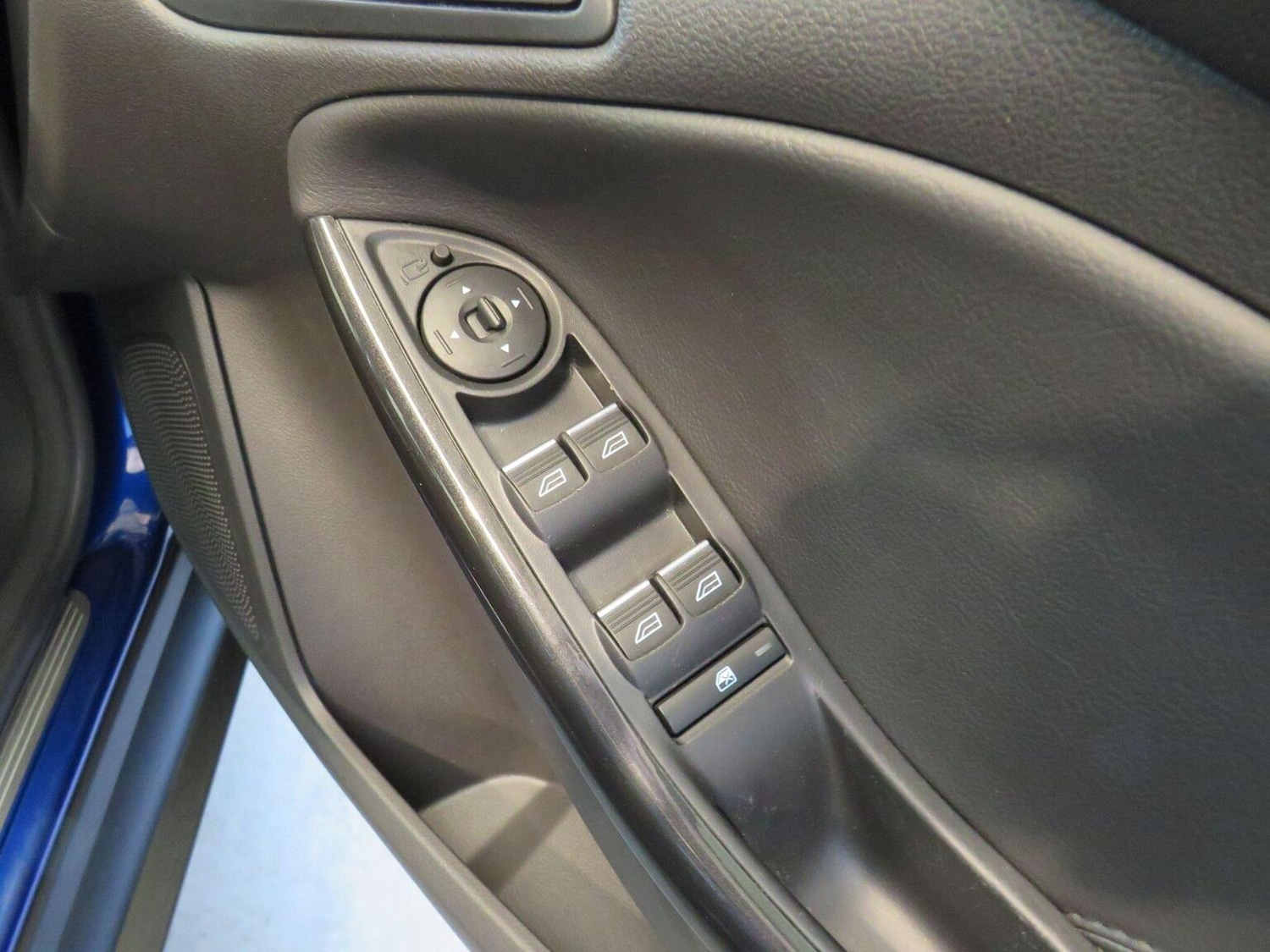 Used Ford Focus 2015 for sale - 76107282: Photo 16