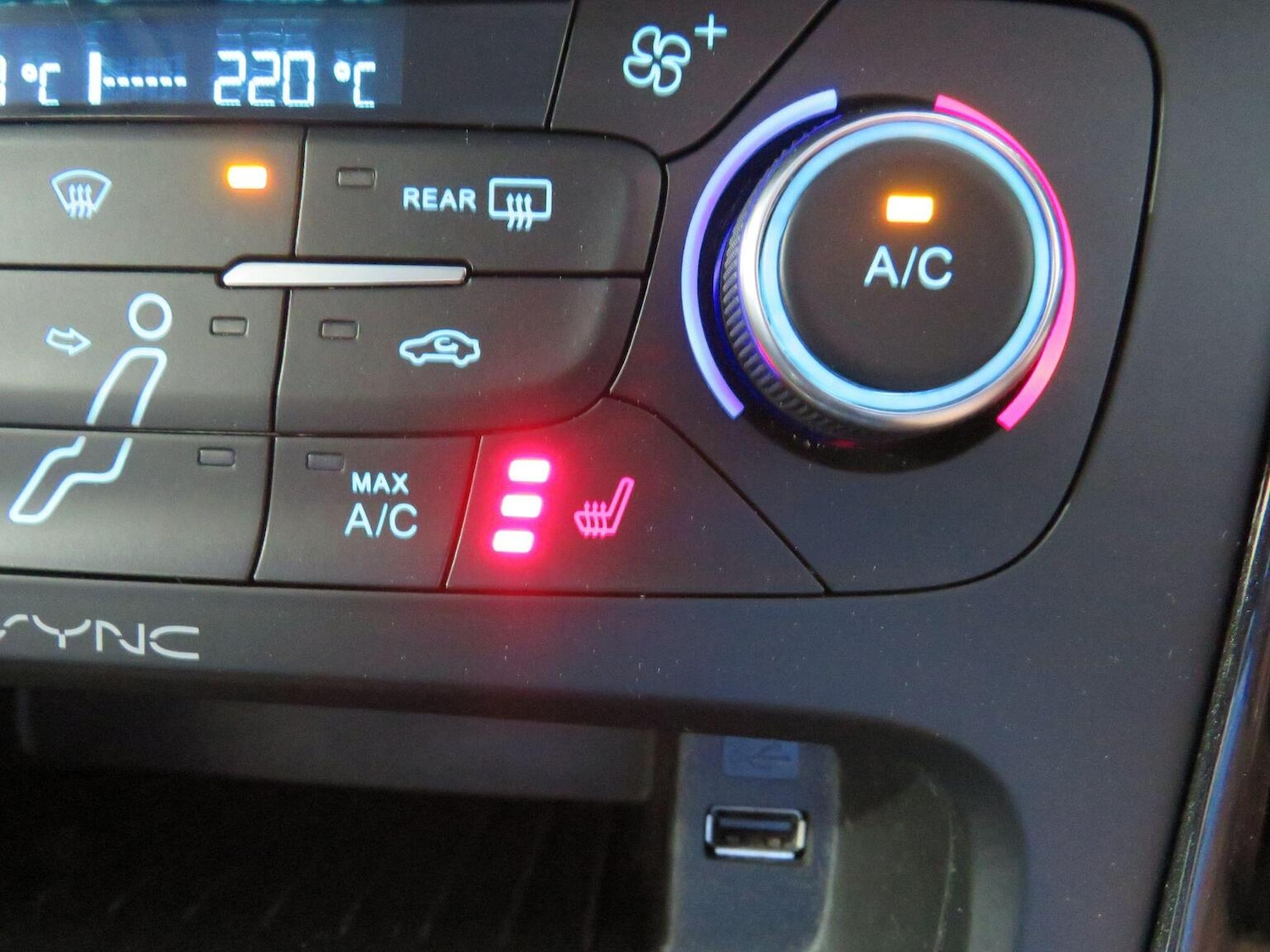 Used Ford Focus 2015 for sale - 76107282: Photo 21