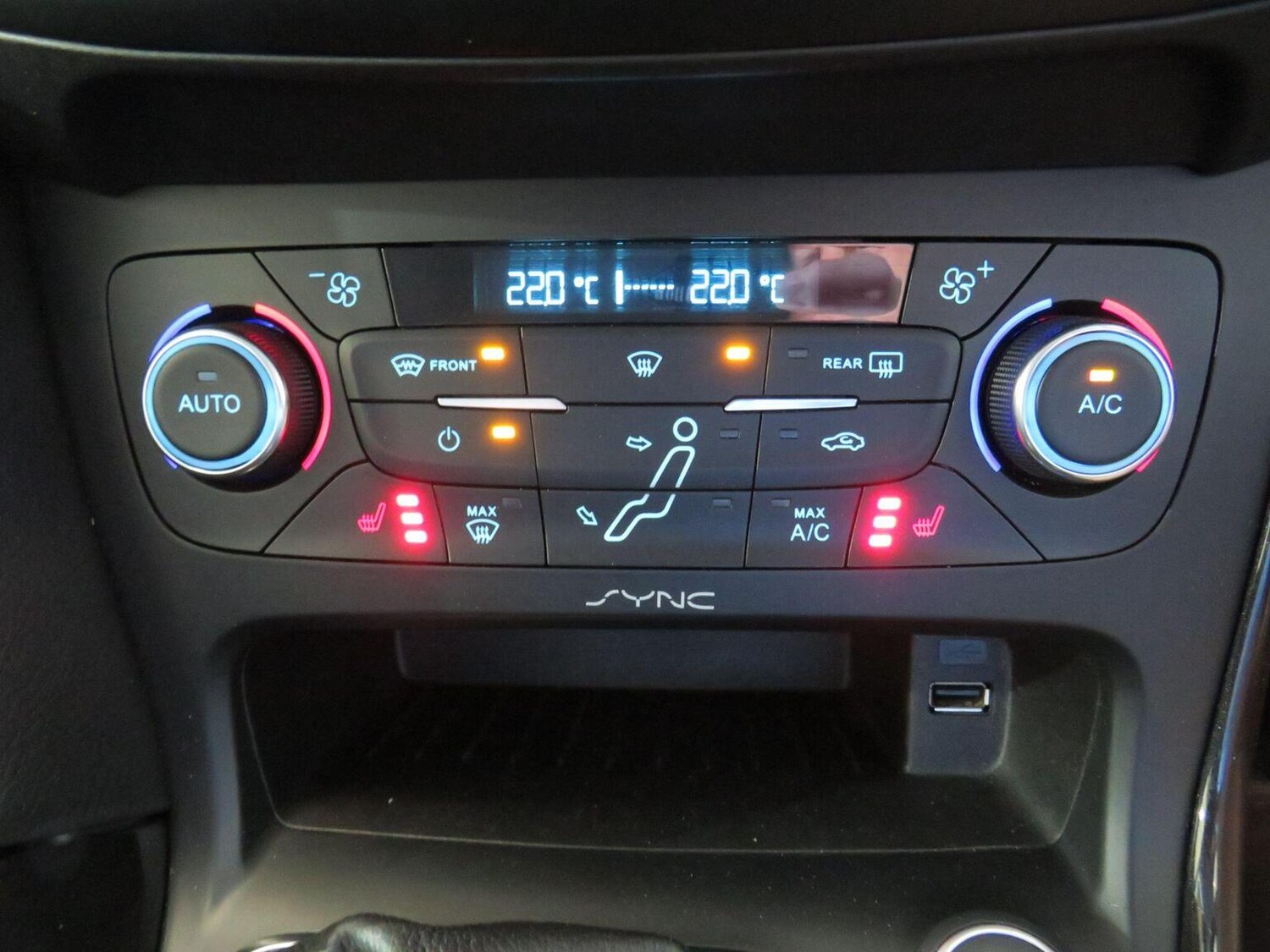 Used Ford Focus 2015 for sale - 76107282: Photo 22