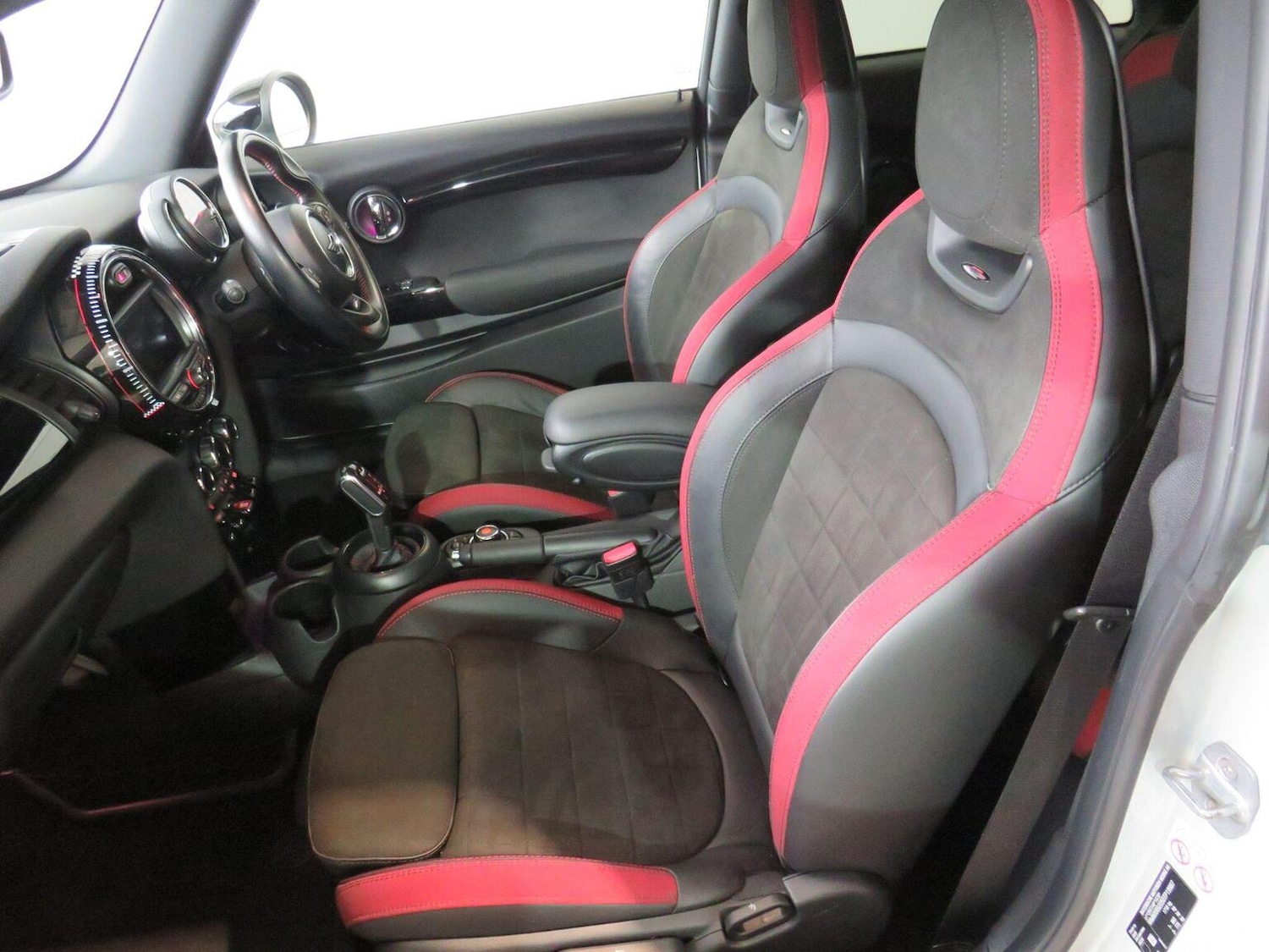 Used MINI Hatch 2018 for sale - 76497481: Photo 14