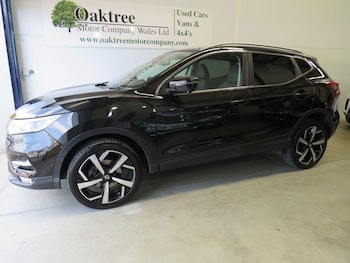Used Nissan Qashqai 2017 for sale - 78332204: Photo
