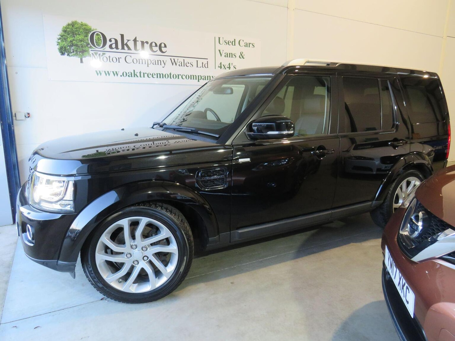 Used Land Rover Discovery 4 2016 for sale - 76651327: Photo 3