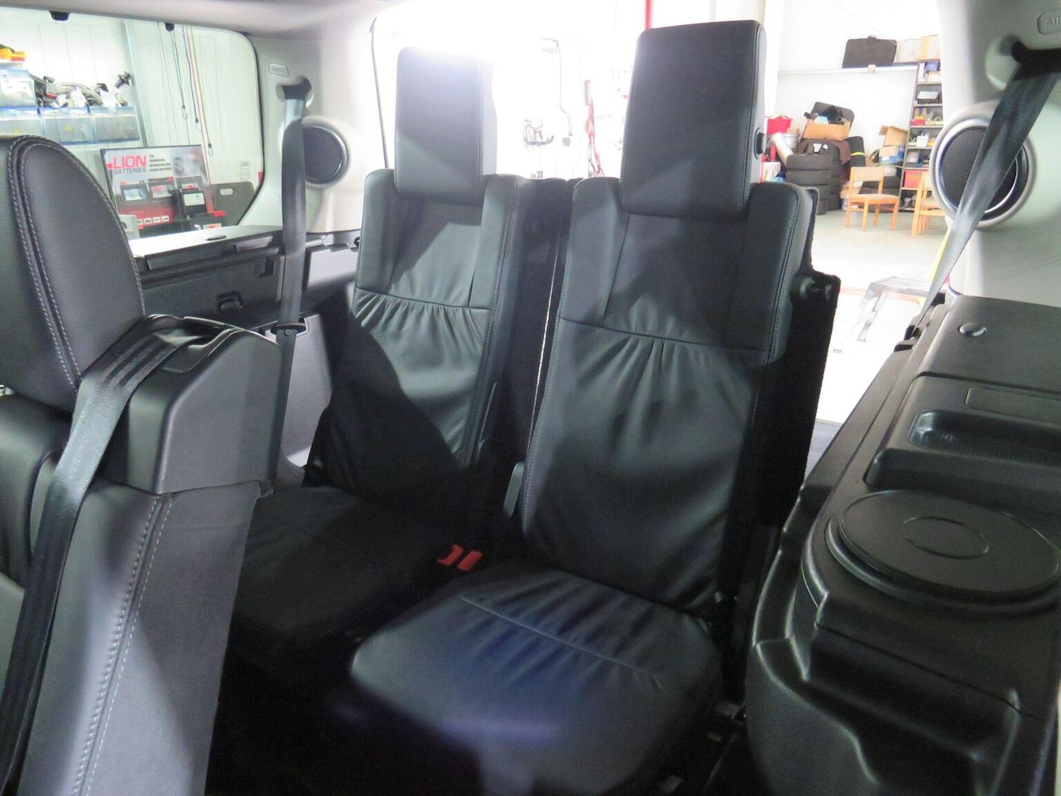 Used Land Rover Discovery 4 2016 for sale - 76651327: Photo 32