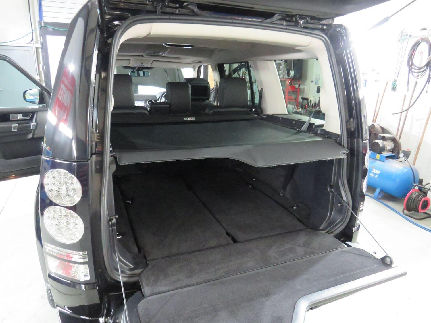 Used Land Rover Discovery 4 2016 for sale - 76651327: Photo 33