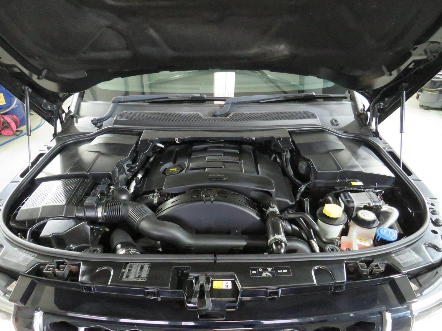 Used Land Rover Discovery 4 2016 for sale - 76651327: Photo 56