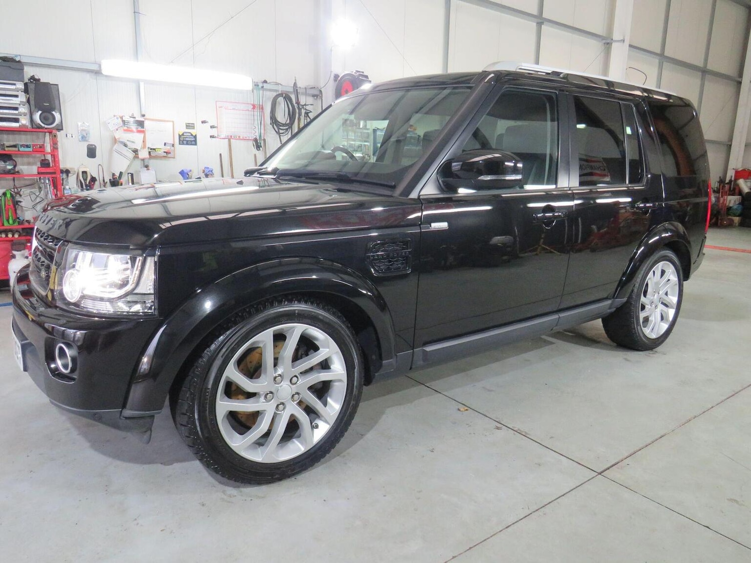 Used Land Rover Discovery 4 2016 for sale - 76651327: Photo 61