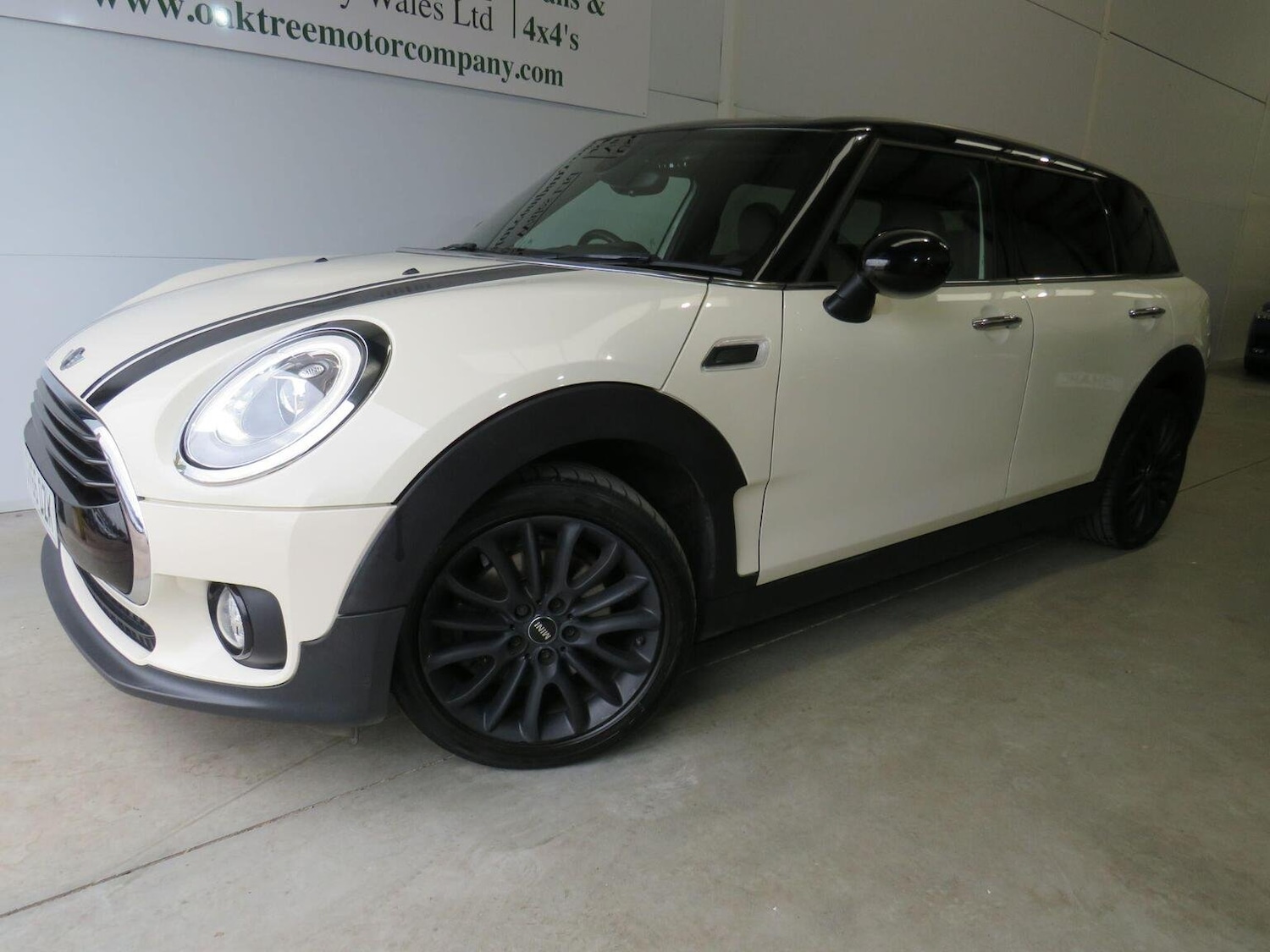 Vehicle 29
