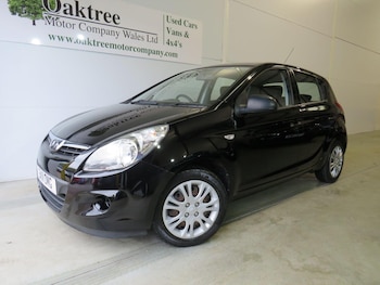 Used Hyundai i20 2011 for sale - 77508624: Photo