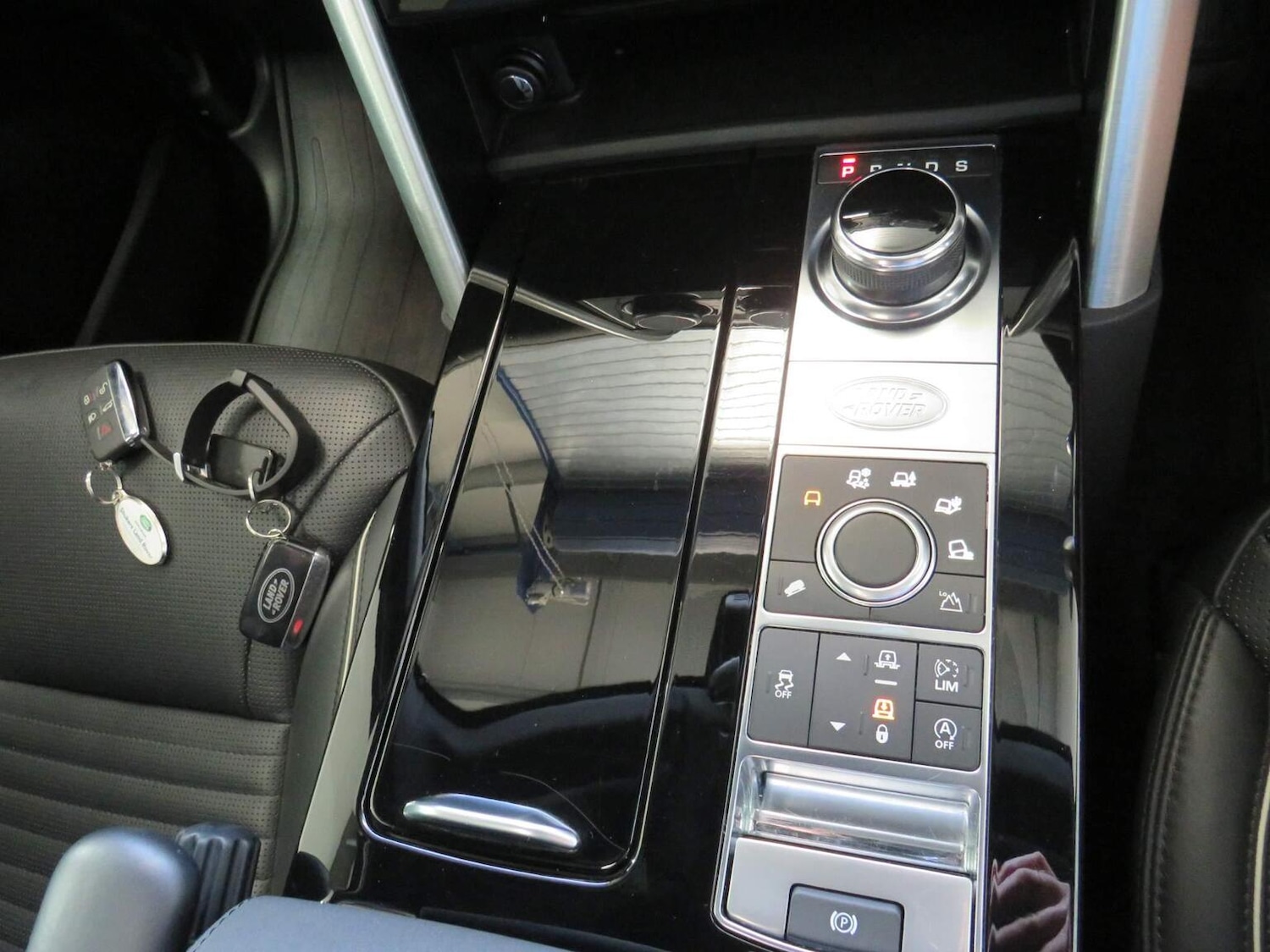 Used Land Rover Discovery 2017 for sale - 76794019: Photo 31