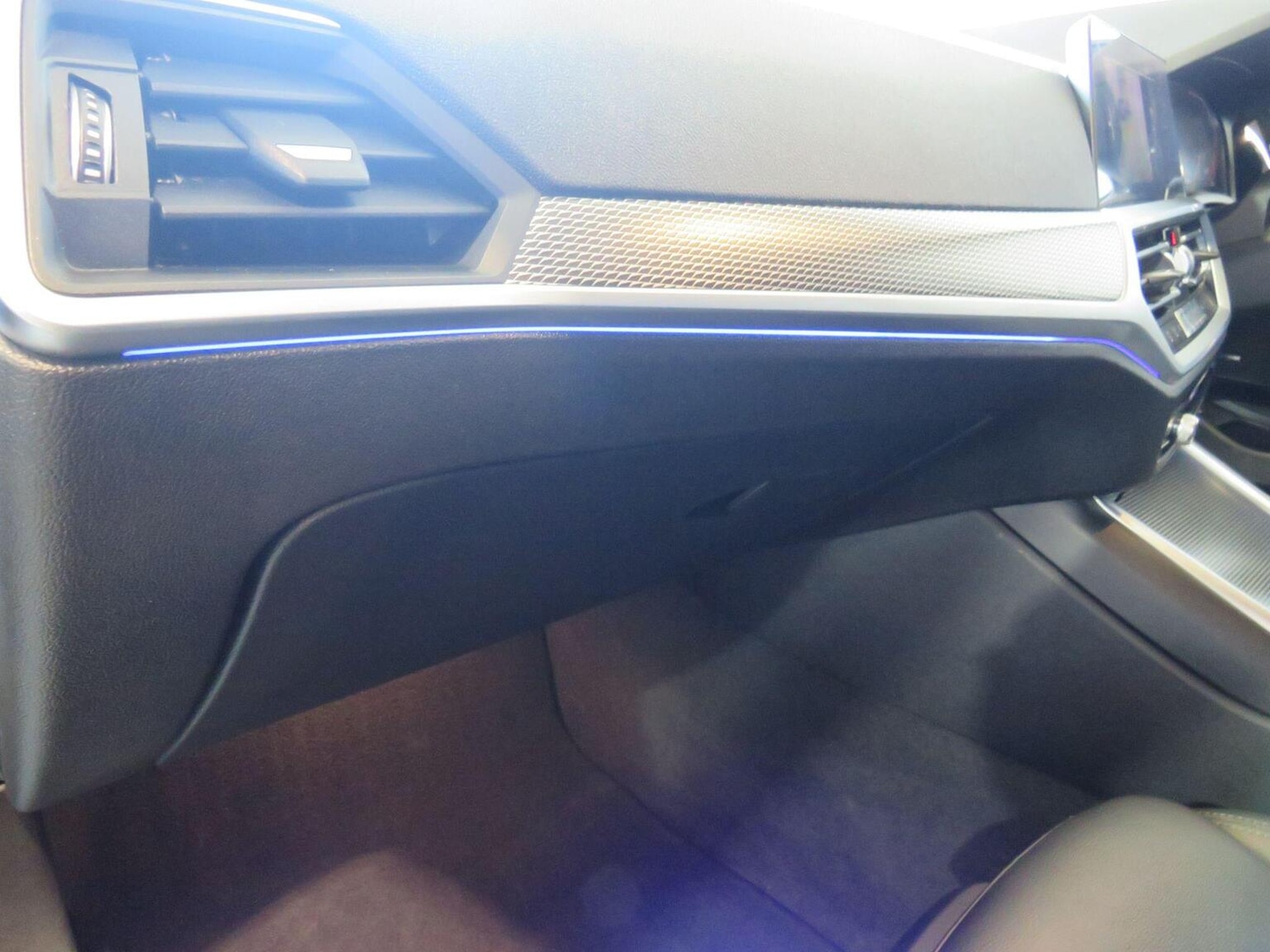 Used BMW 3 Series 2019 for sale - 77938210: Photo 21