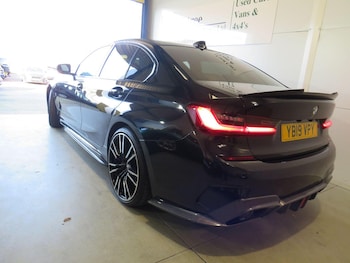 Used BMW 3 Series 2019 for sale - 77938210: Photo