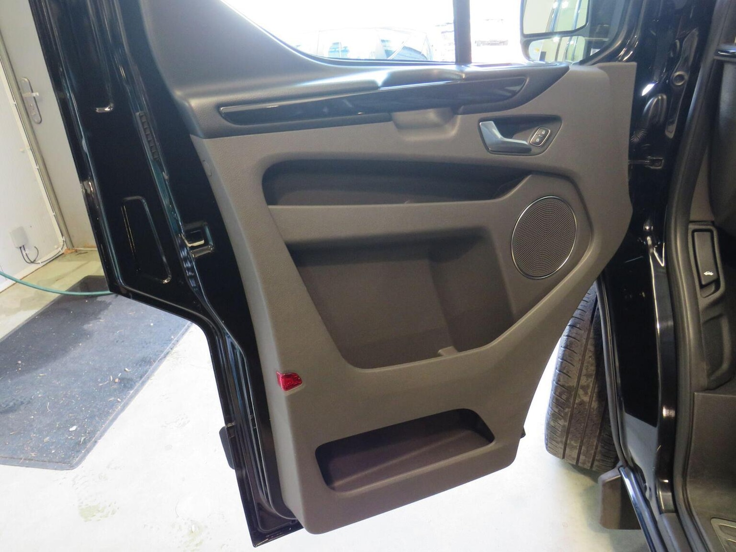 Used Ford Tourneo Custom 2021 for sale - 78112106: Photo 18