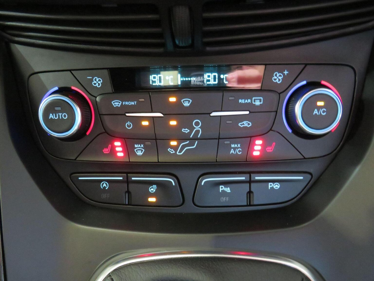 Used Ford Kuga 2019 for sale - 76225206: Photo 21