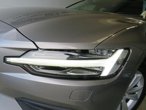 Used Volvo V60 2019 for sale - 73856048: Photo 9