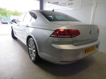 Used Volkswagen Passat 2018 for sale - 78782299: Photo
