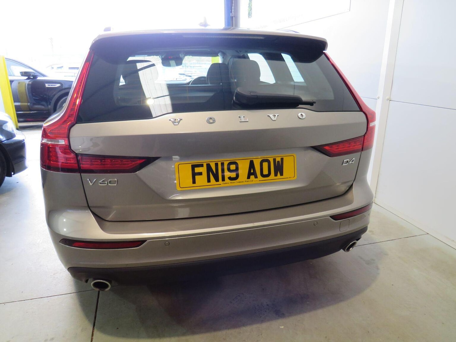 Used Volvo V60 2019 for sale - 76794017: Photo 5