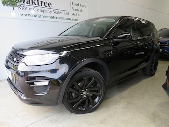 Used Land Rover Discovery Sport 2017 for sale - 76324756: Photo