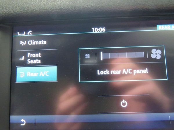 Used Land Rover Discovery Sport 2017 for sale - 76324756: Photo 27