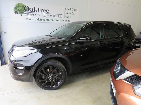 Used Land Rover Discovery Sport 2017 for sale - 76324756: Photo 3