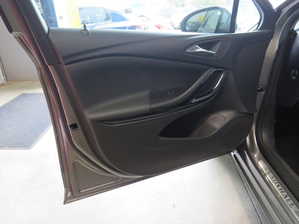 Used Vauxhall Astra 2018 for sale - 76149357: Photo 13