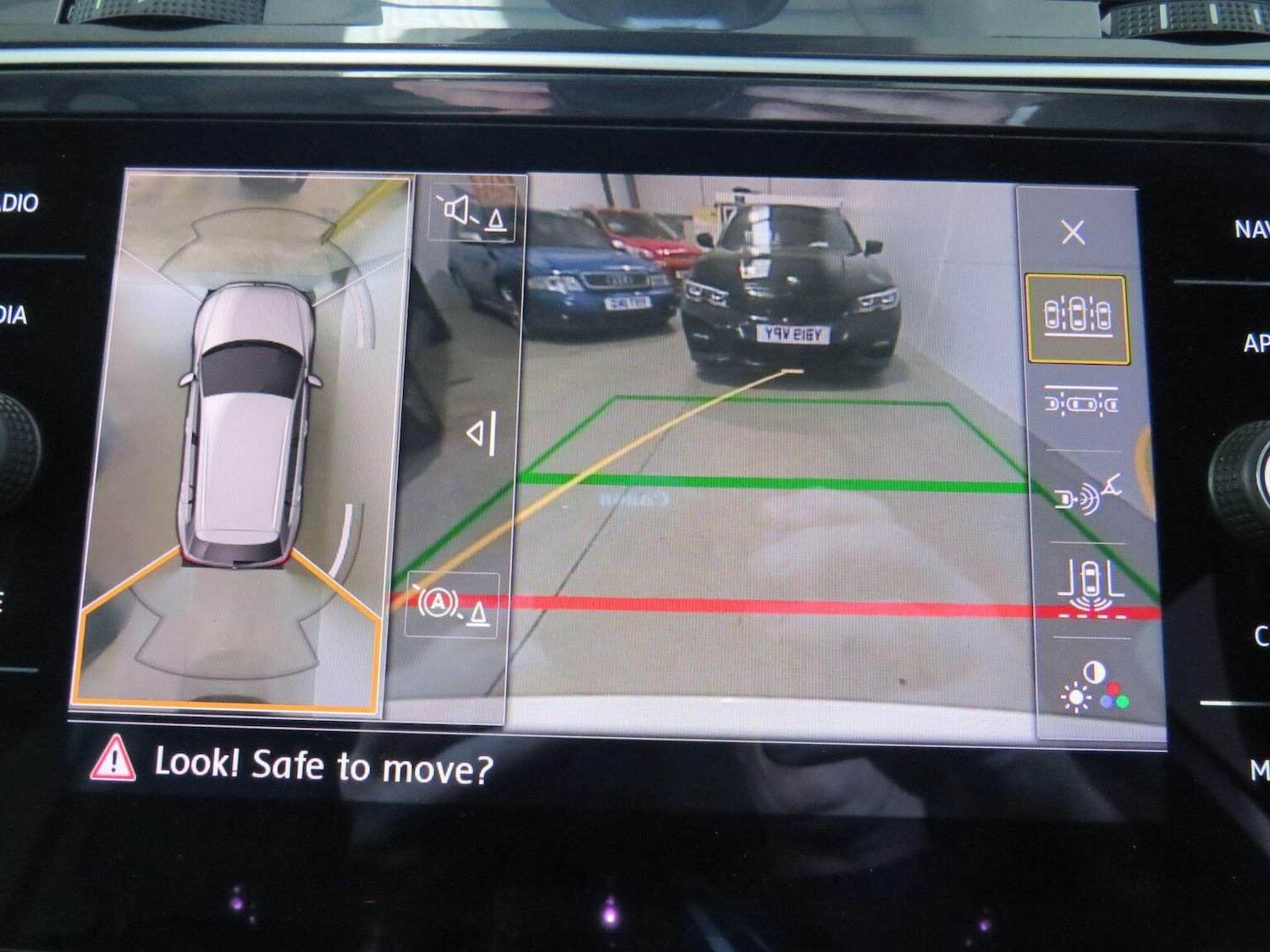 Used Volkswagen Tiguan 2019 for sale - 78064159: Photo 30