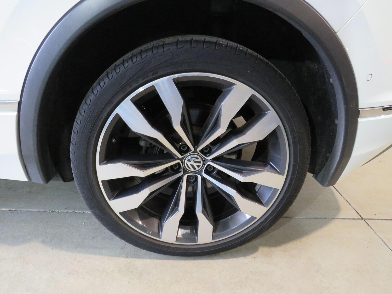 Used Volkswagen Tiguan 2019 for sale - 78064159: Photo 9