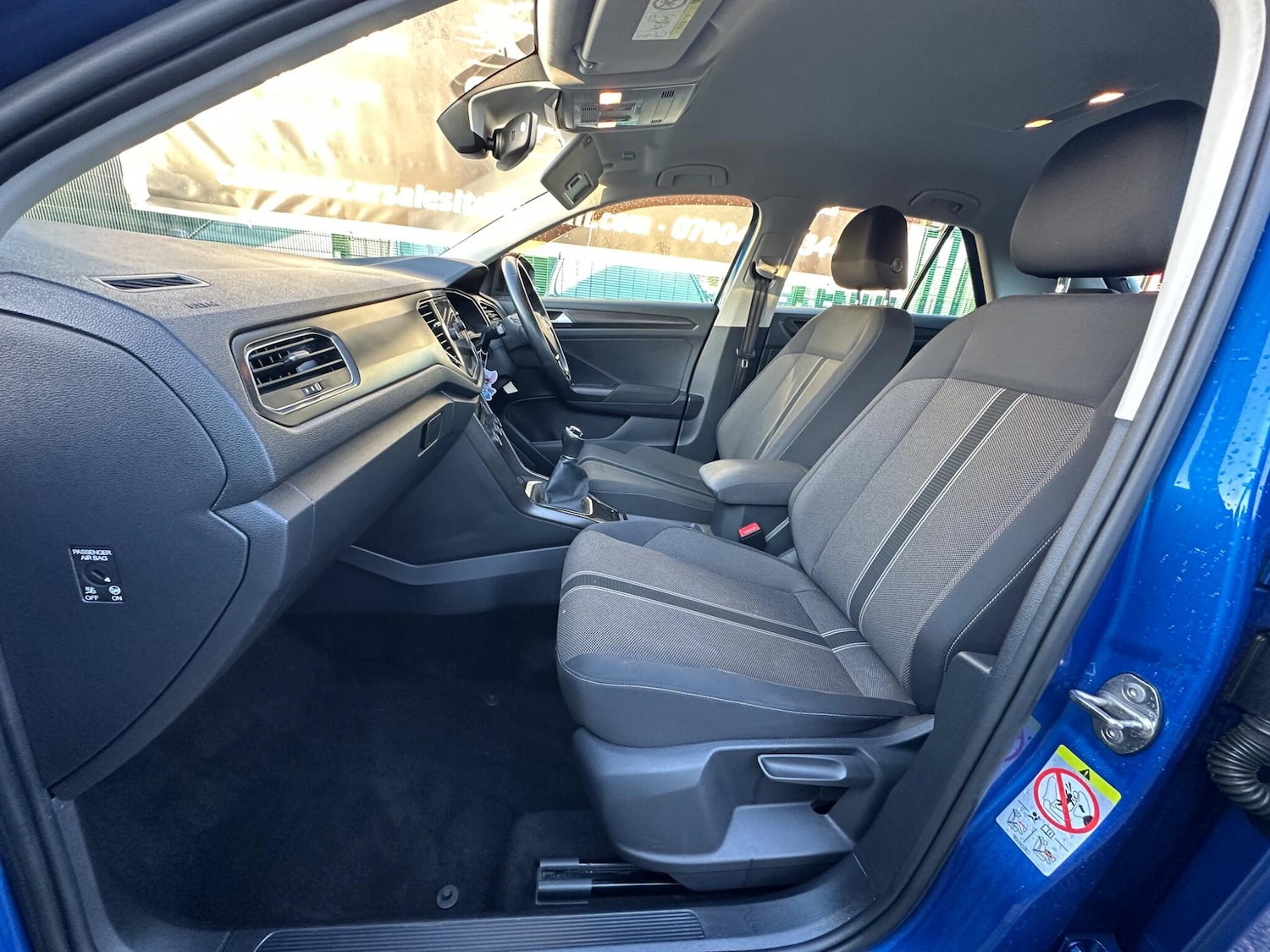 Used Volkswagen T-Roc for sale - 78007728: Photo 25