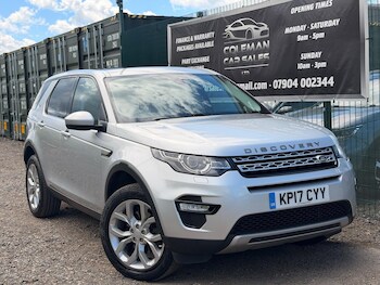 Used Land Rover Discovery Sport 2017 for sale - 78965532: Photo