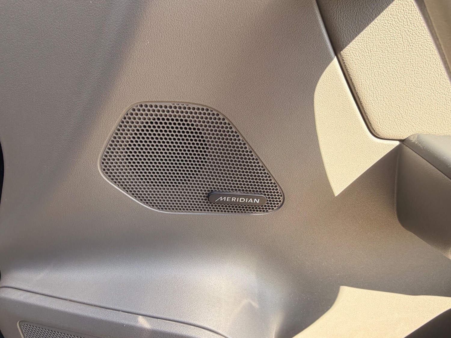 Used Jaguar F-Pace 2018 for sale - 78157700: Photo 24