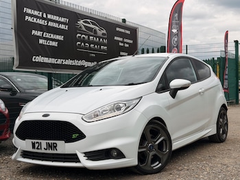 Used Ford Fiesta 2015 for sale - 78504985: Photo