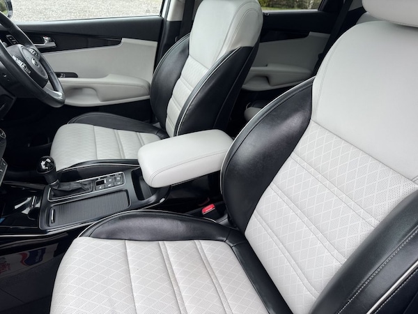 Used Kia Sorento 2017 for sale - 76241459: Photo 19