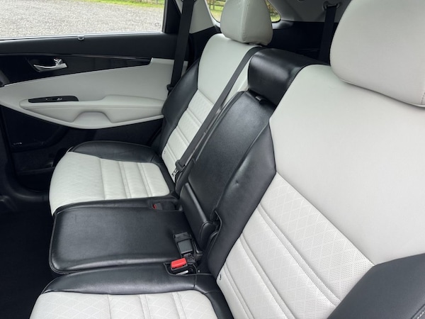Used Kia Sorento 2017 for sale - 76241459: Photo 23