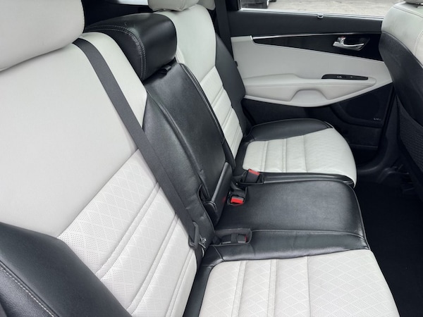 Used Kia Sorento 2017 for sale - 76241459: Photo 27