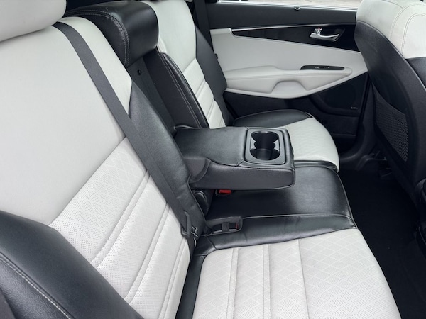 Used Kia Sorento 2017 for sale - 76241459: Photo 28