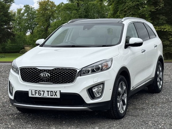 Used Kia Sorento 2017 for sale - 76241459: Photo 2