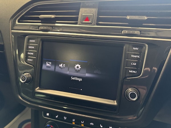 Used Volkswagen Tiguan 2016 for sale - 76304122: Photo 23