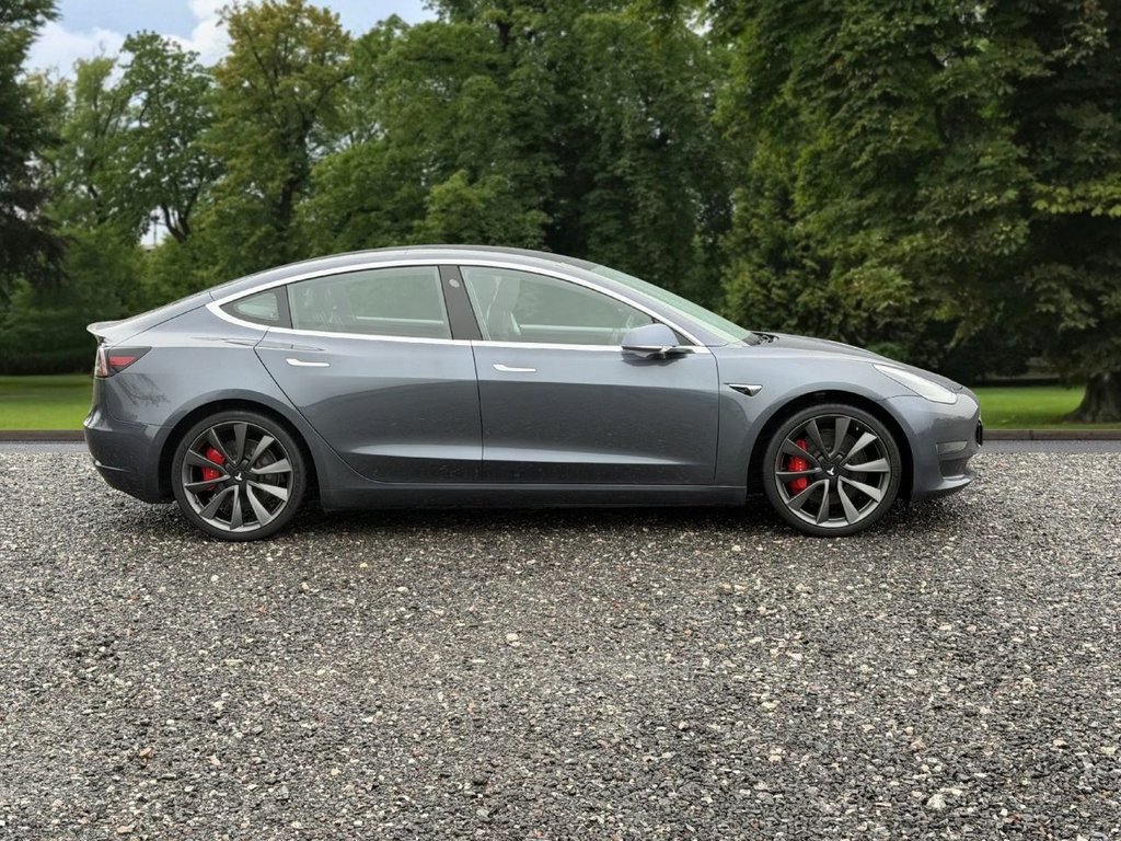 Used Tesla Model 3 2020 for sale - 76768523: Photo 5