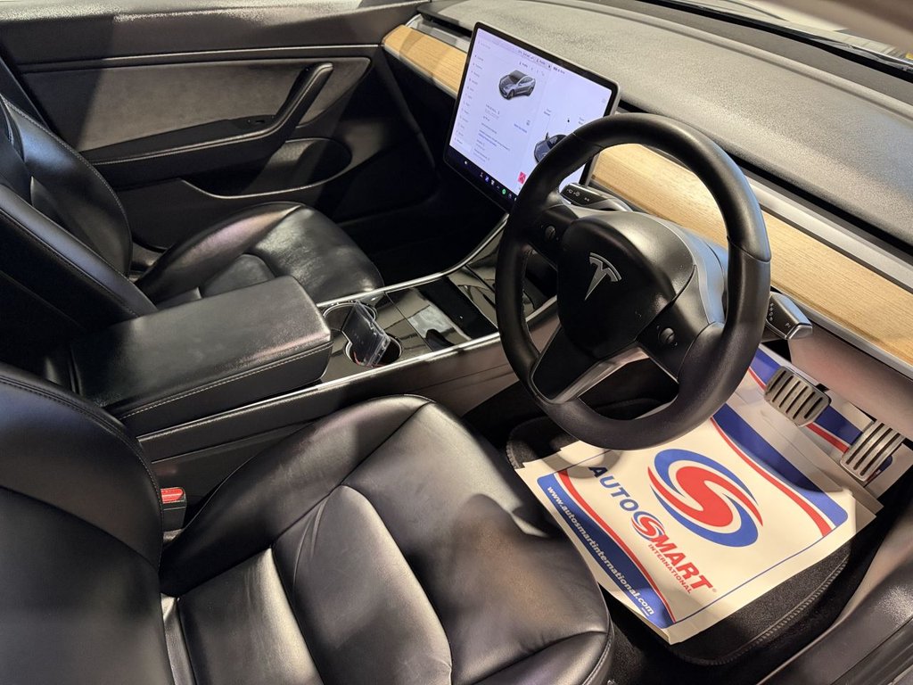 Used Tesla Model 3 2020 for sale - 76768523: Photo 8