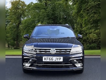 Used Volkswagen Tiguan 2016 for sale - 77697867: Photo